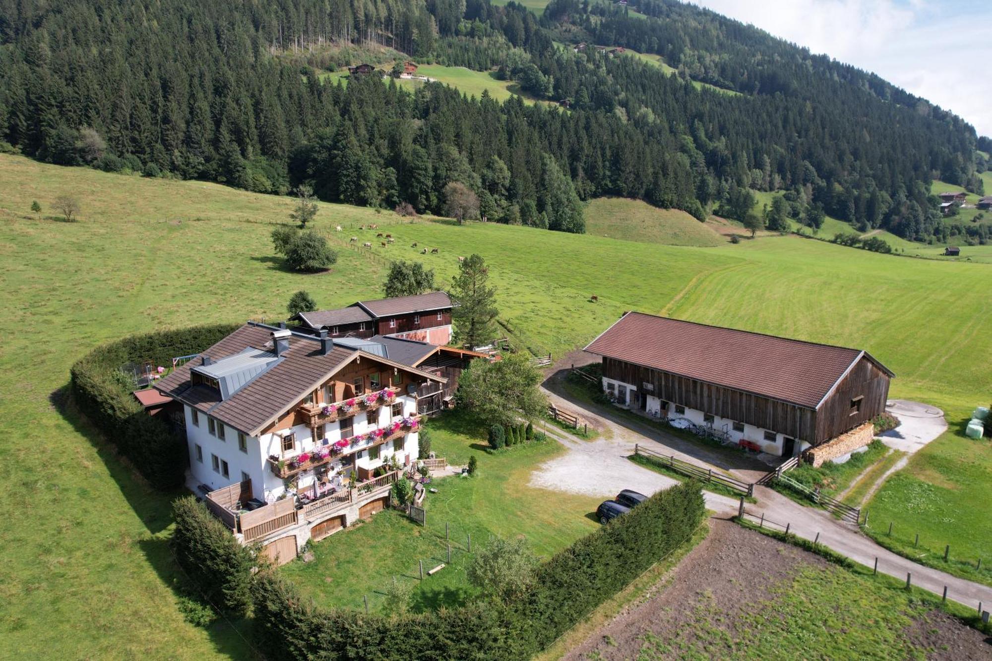 Ferienwohnungen Behamhof Neukirchen am Großvenediger Eksteriør bilde